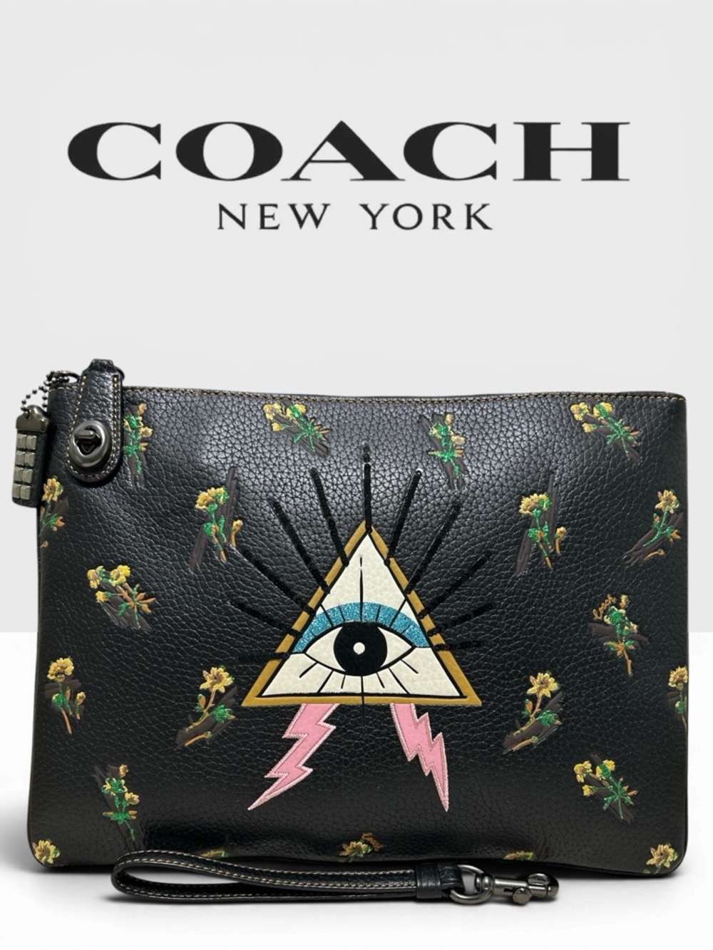 COACH Pyramid Eye Turnlock Wristlet/Clutch 30 Embossed Pebble Leather